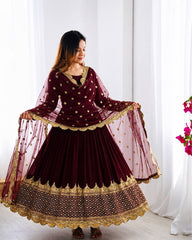 Sophisticated Anarkali Suit Set Intricate Golden Embellishments and Festive Party Outfit