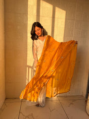 Stylish White Kurti and Bottom Set with Rich Contrast Festive Dupatta for Weddings