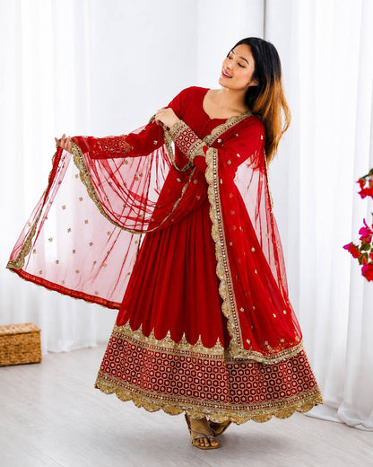 Elegant Embroidered Anarkali Ensemble with Scalloped Dupatta Festive Collection