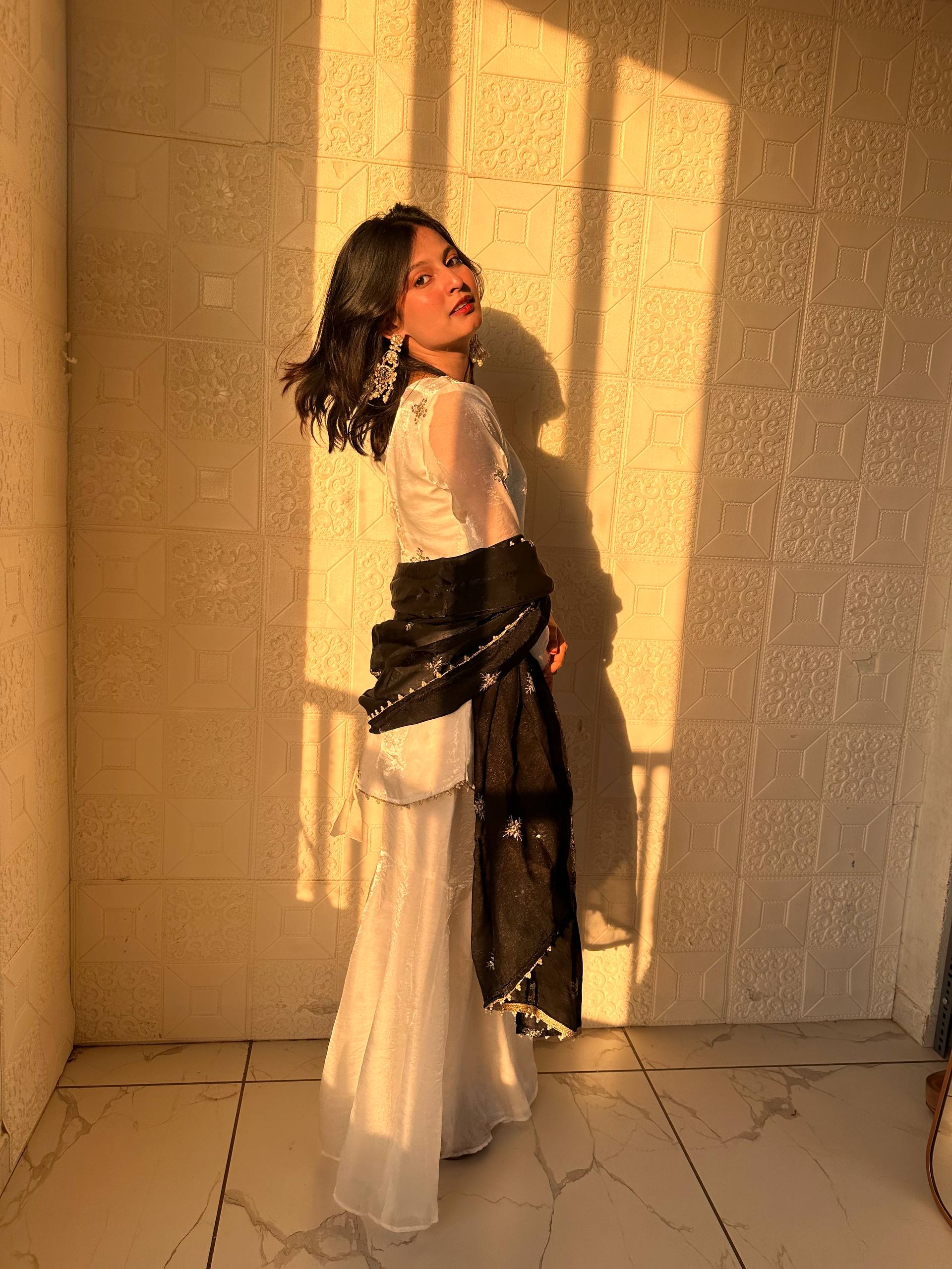 Stylish White Kurti and Bottom Set with Rich Contrast Festive Dupatta for Weddings