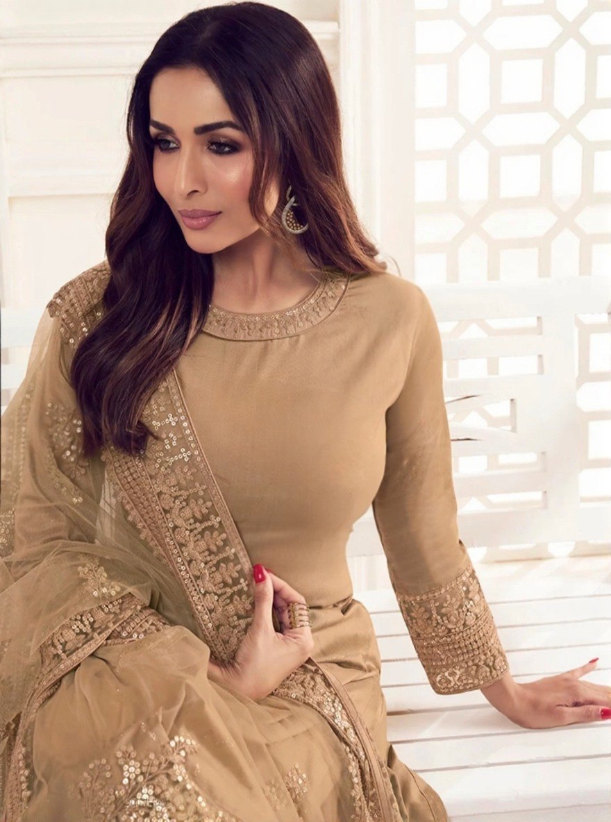 Elegant Festive Kurta with Pants and Sequinned Net Dupatta Traditional Ethnic Wear for Weddings