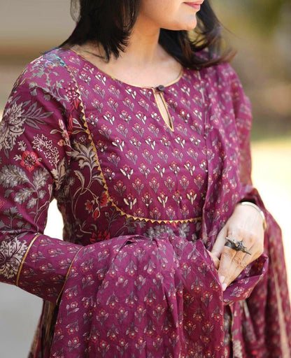 Maroon Rayon Printed Kurti Pant Dupatta Set