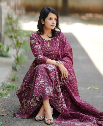 Maroon Rayon Printed Kurti Pant Dupatta Set