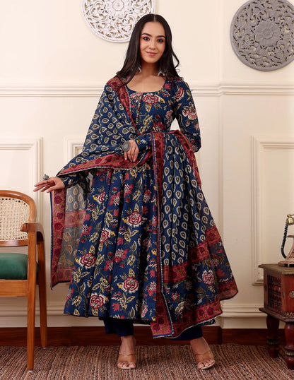 Morpich Rayon Printed Kurti Pant Dupatta Set