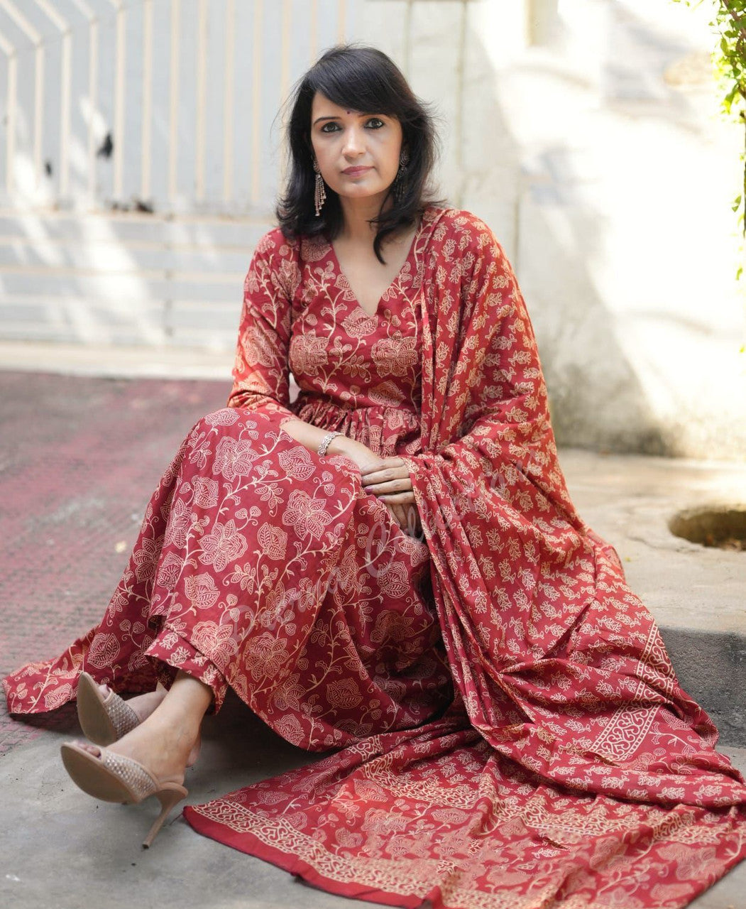 Maroon Rayon Printed Kurti Pant Dupatta Set
