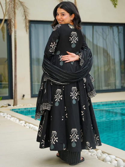 Black Rayon Printed Kurti Pant Dupatta Set