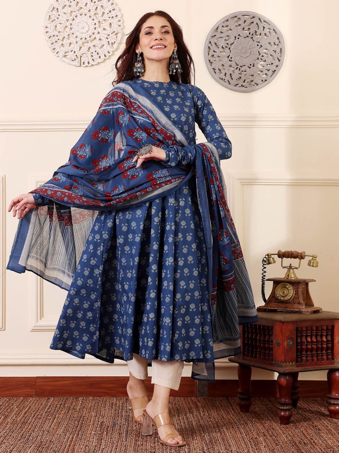 Morpich Rayon Printed Kurti Pant Dupatta Set
