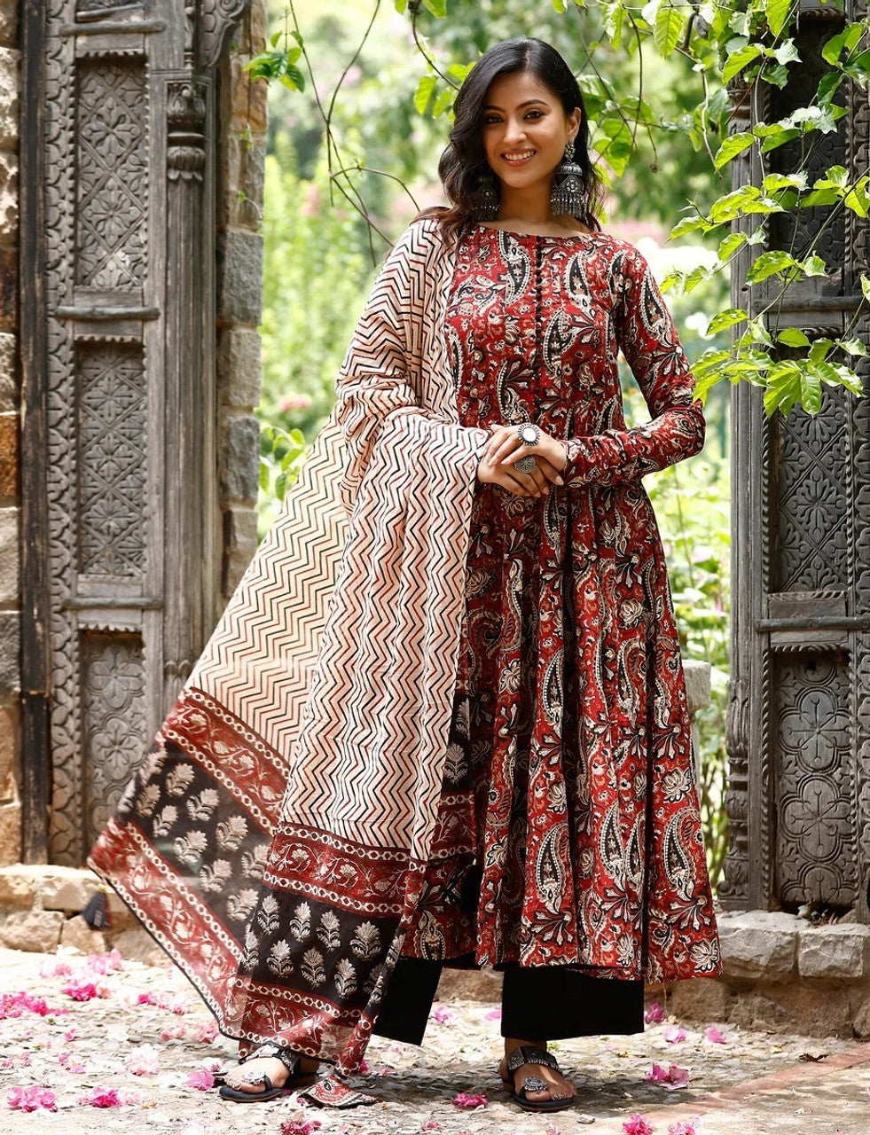 Maroon Rayon Printed Kurti Pant Dupatta Set