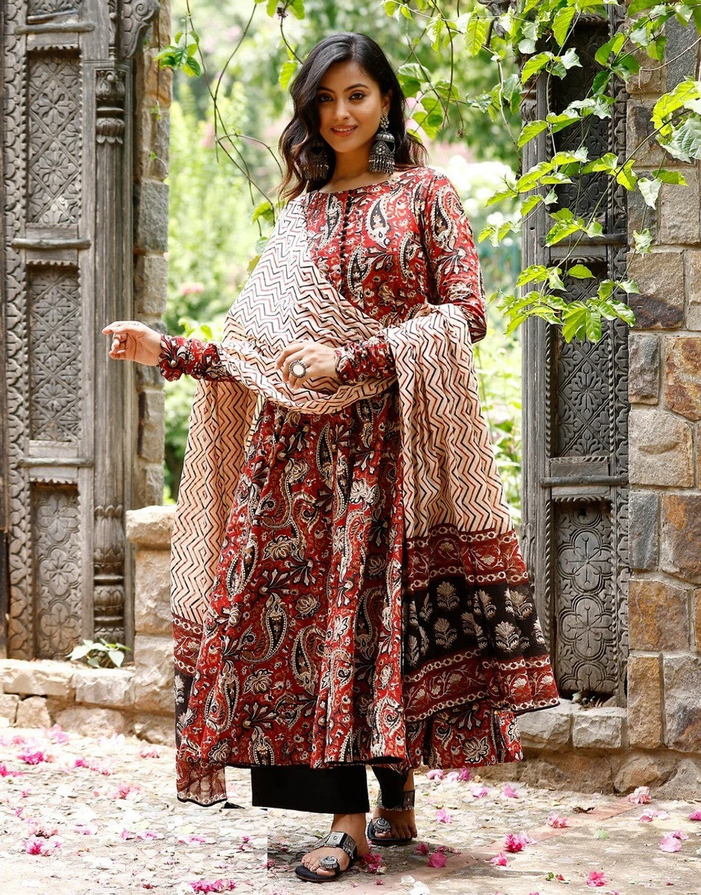 Maroon Rayon Printed Kurti Pant Dupatta Set