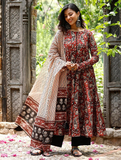 Maroon Rayon Printed Kurti Pant Dupatta Set